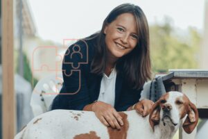 Sarah Boening mit ihrem Hund